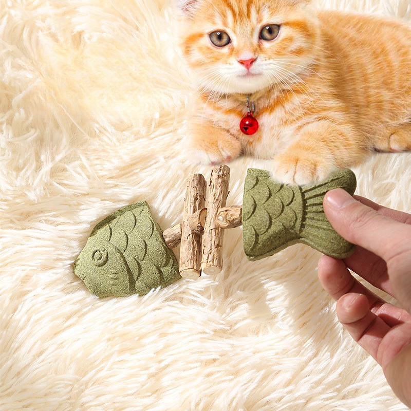 猫のおもちゃ 魚の骨 キャットニップ 木製 歯固めスティック