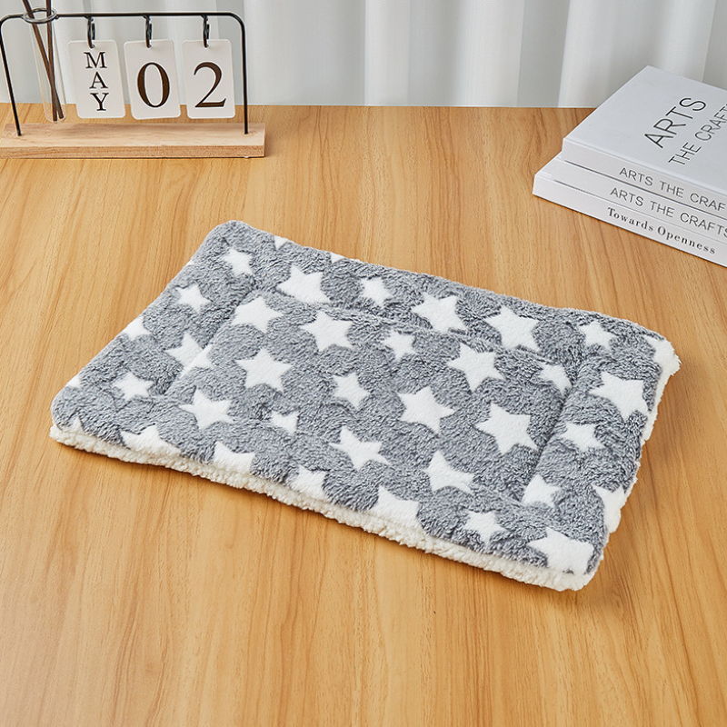 Plush Fleece Sofa Cat Bed Mat