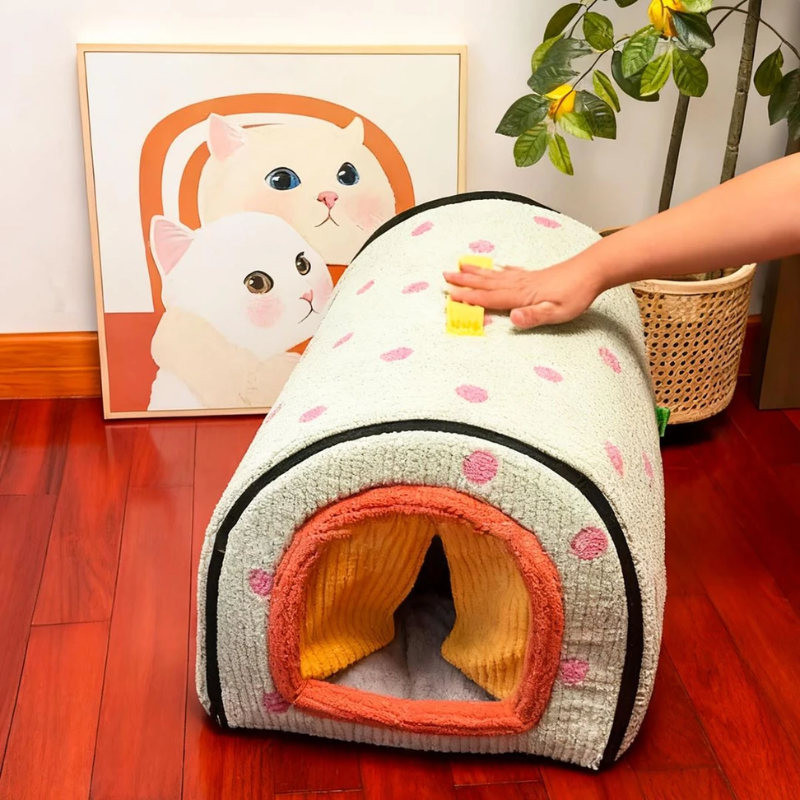 All-Season Enclosed Cat Cave Plush Pet Bed Tent-Style Bed