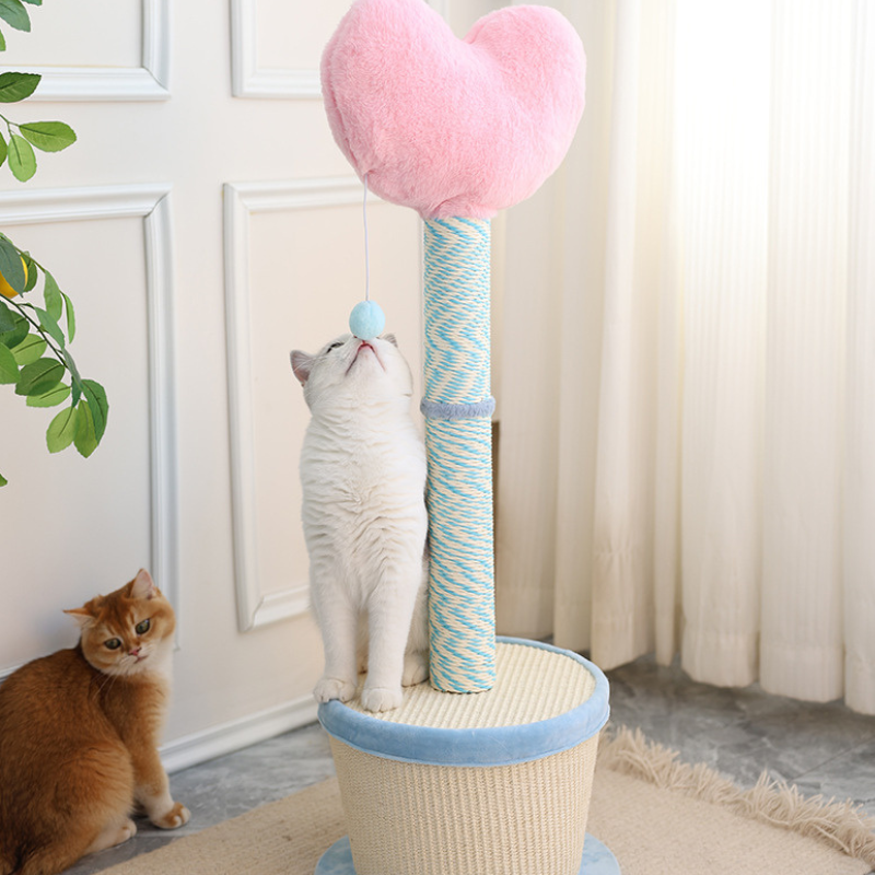 Heart Shaped Sisal Base Cat Scratching Post