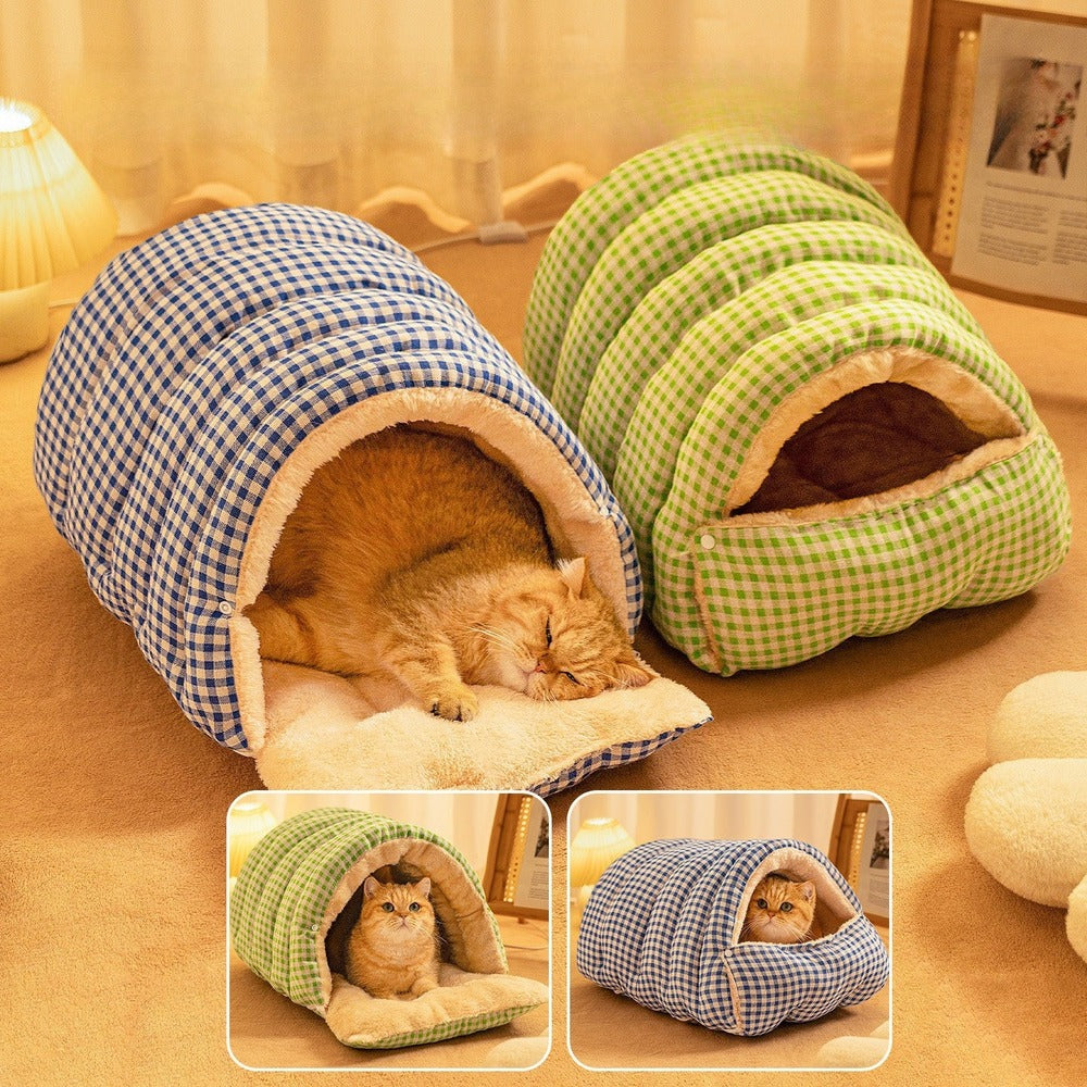 Cat sleeping bag bed used open or closed